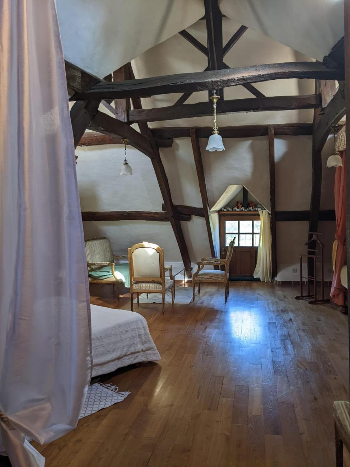 Les Fougerêts Chambre D'Hotes Saint Jacob Relais De Chasse Du XVIII Siecle المظهر الخارجي الصورة